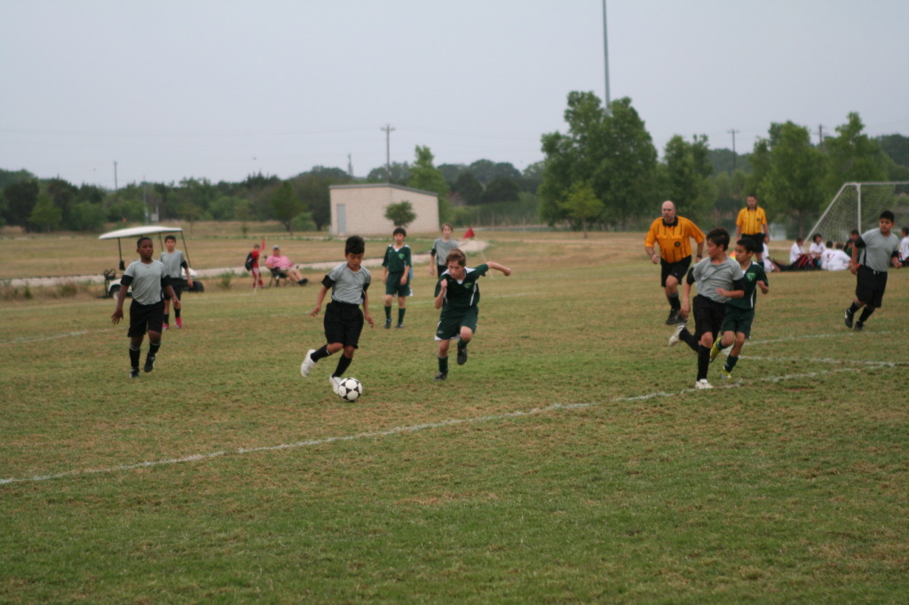 2011/04(April)/soccer/1024x768_2011-04-30-Soccer Tournament-42.JPG